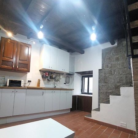 Casa Medievale In Stile Витербо Экстерьер фото